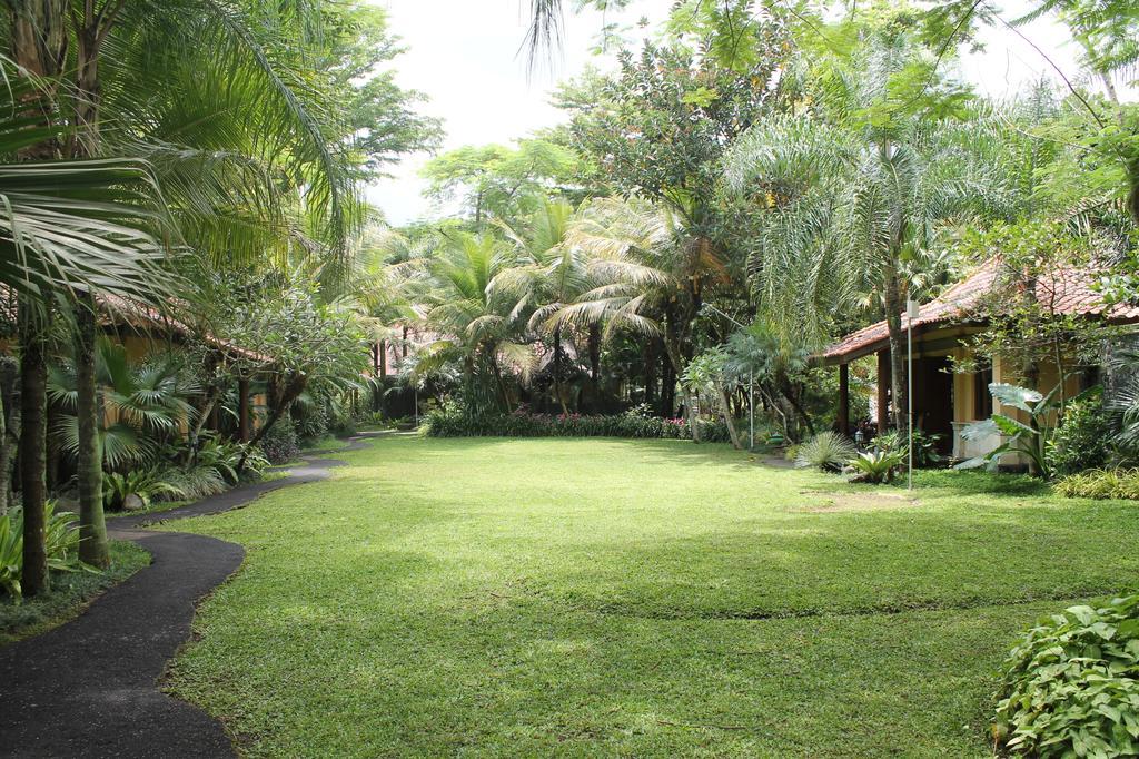 Hotel Laras Asri Resort&spa